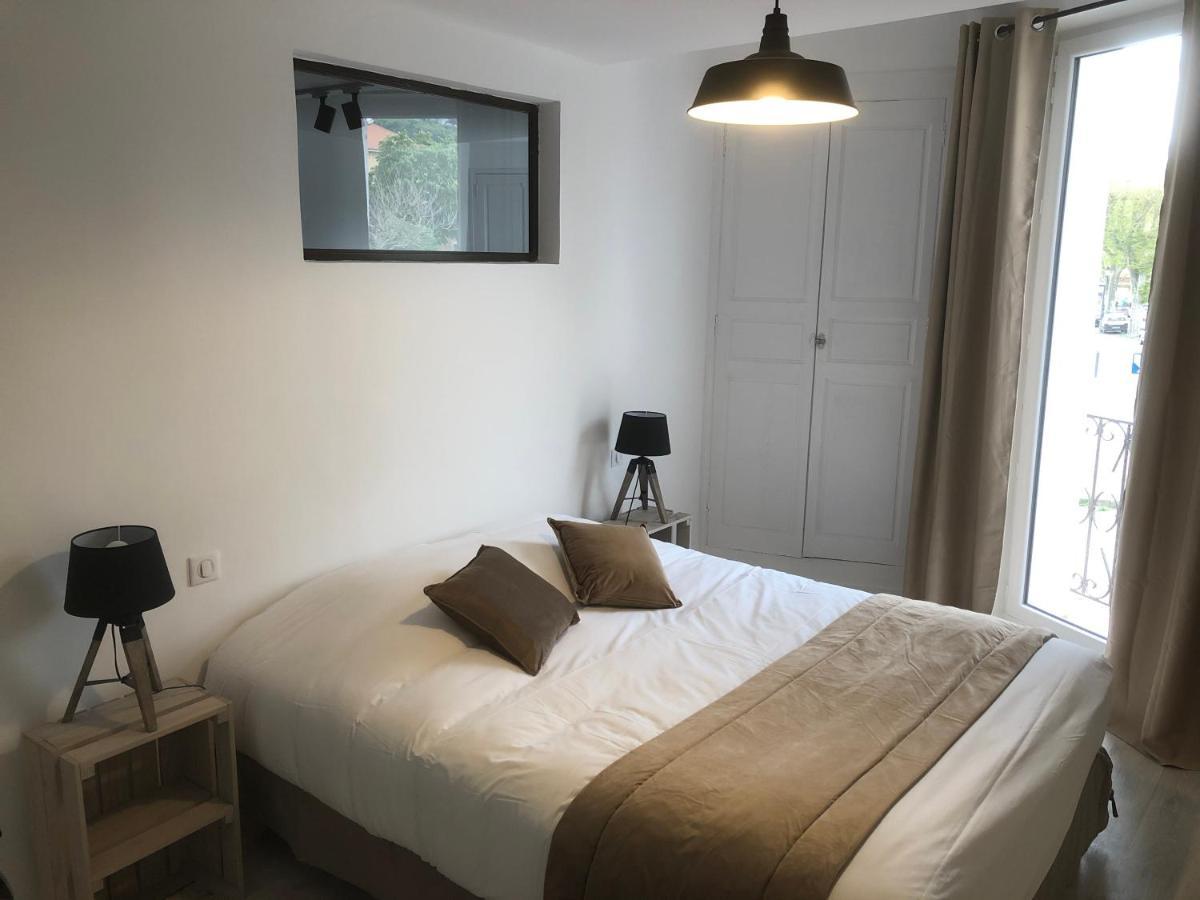 Le Petit Hermitage Apt Ngoại thất bức ảnh