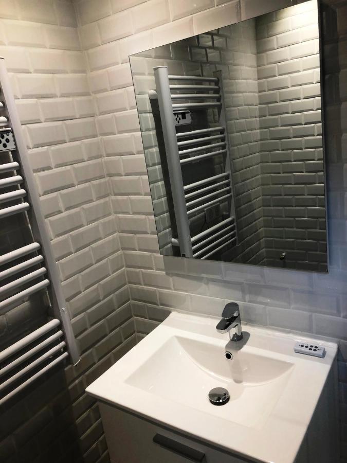 Le Petit Hermitage Apt Ngoại thất bức ảnh